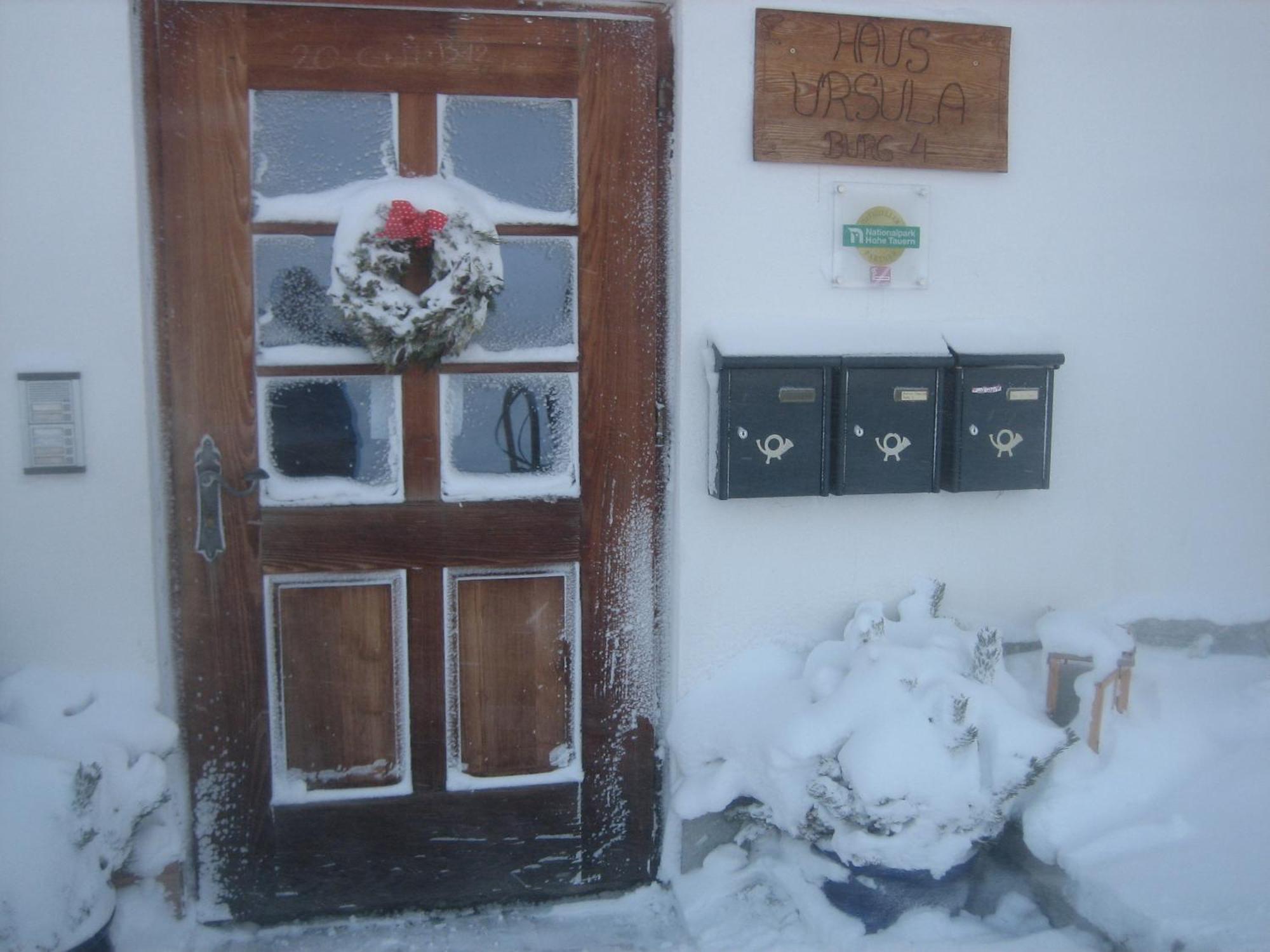 Haus Ursula Apartment คัลส์ อัม โกรสส์กล็อคเนอร์ ภายนอก รูปภาพ