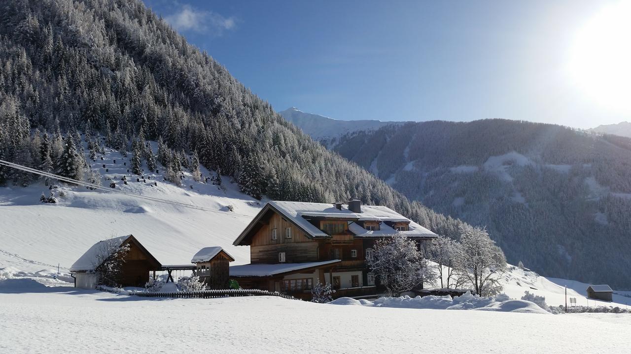 Haus Ursula Apartment คัลส์ อัม โกรสส์กล็อคเนอร์ ภายนอก รูปภาพ