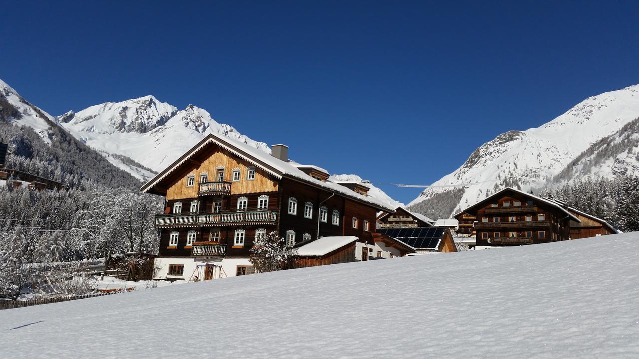 Haus Ursula Apartment คัลส์ อัม โกรสส์กล็อคเนอร์ ภายนอก รูปภาพ